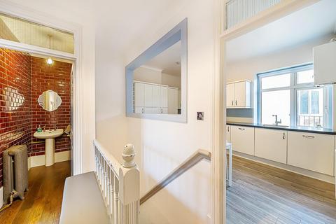 3 bedroom flat for sale, Harlesden Road, London, NW10