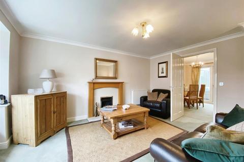 3 bedroom link detached house for sale, 31 Sycamore Close, Craven Arms
