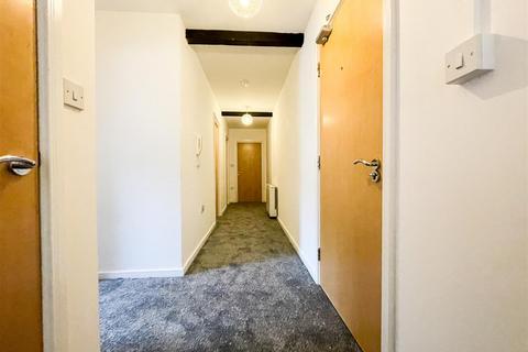 2 bedroom penthouse to rent, Kingswood Hall, Wadsley Park Village, S6