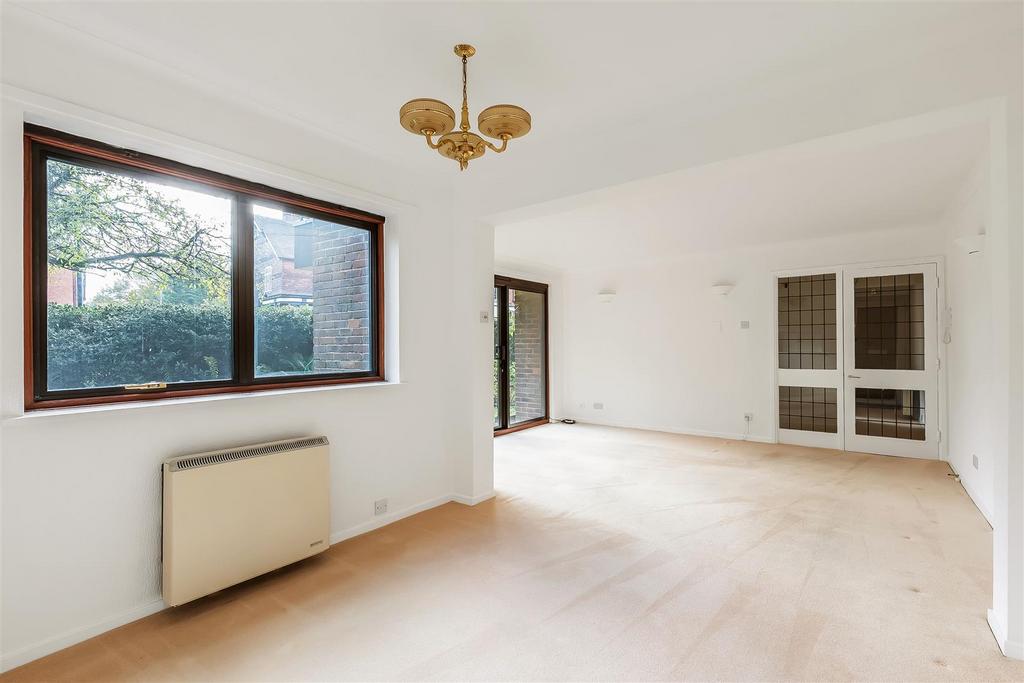 18-Oakleigh-Court-10.jpg