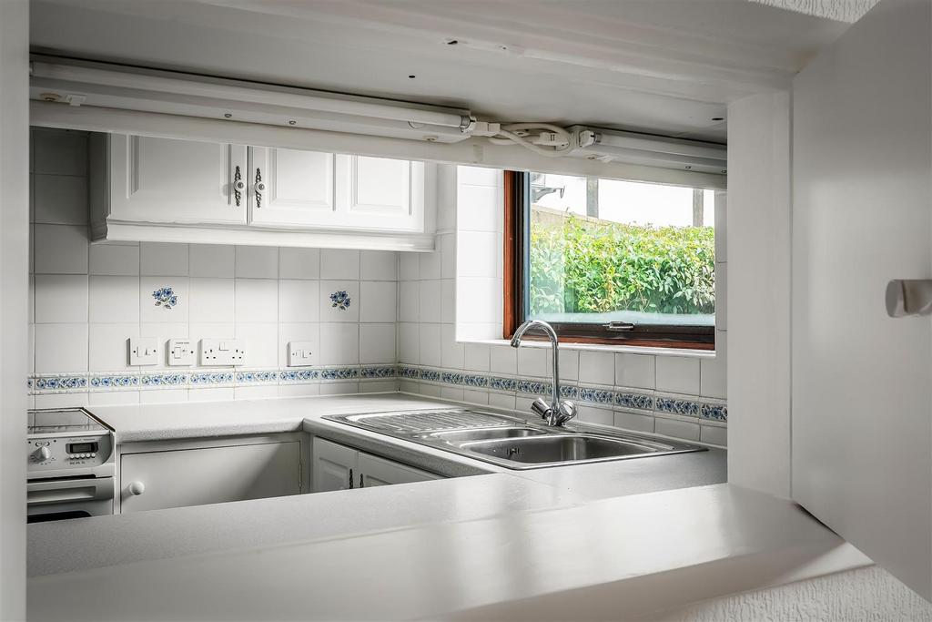 18-Oakleigh-Court-12.jpg