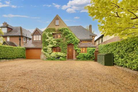 5 bedroom detached house for sale, Loom Lane, Radlett WD7