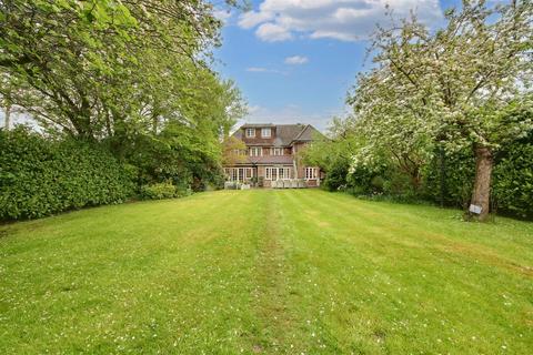 5 bedroom detached house for sale, Loom Lane, Radlett WD7