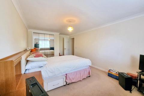 2 bedroom apartment for sale, Pool Close, Spalding