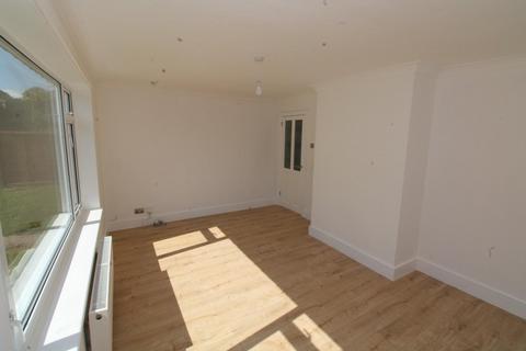 3 bedroom semi-detached house for sale, Pembroke Road, Bury St. Edmunds IP33