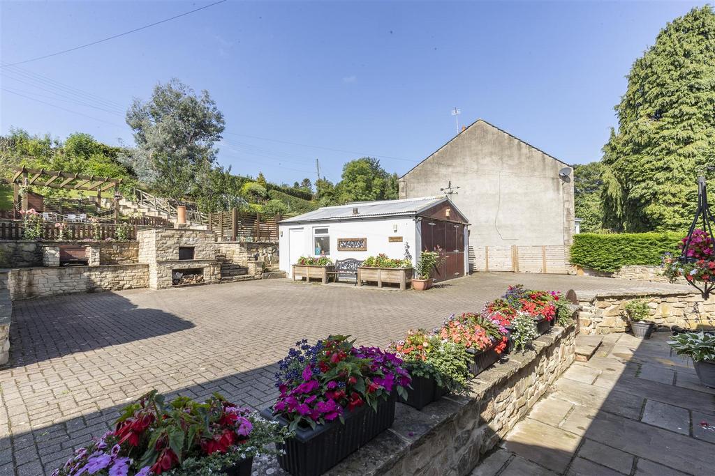 Rear Courtyard