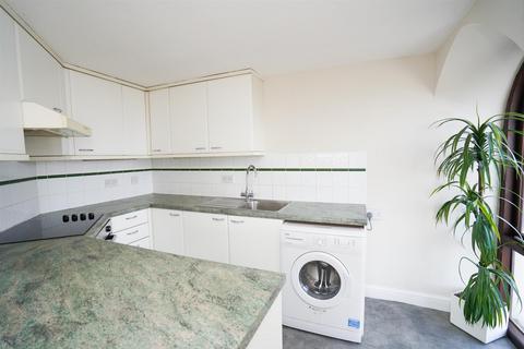 1 bedroom apartment for sale, The Square, Northam, Bideford