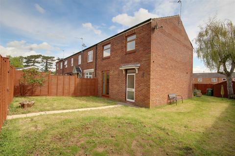 3 bedroom end of terrace house for sale, Chedworth, Newent