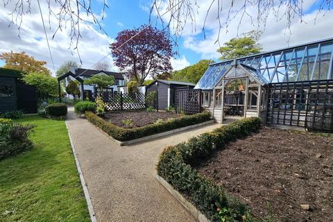 3 bedroom detached house for sale, Hooks Lane, Upleadon, Newent