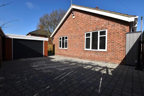 3 bedroom detached bungalow for sale, Carlton Drive, Aldbrough, Hull