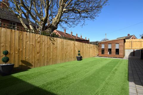 3 bedroom detached bungalow for sale, Carlton Drive, Aldbrough, Hull