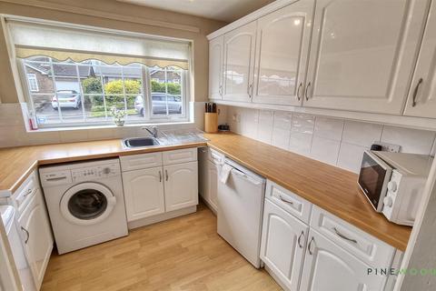 15 Cavendish Drive, Clowne, Chesterfield, S43 4AR