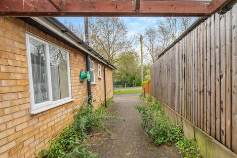 113 Braunston Road, Oakham, LE15 6LF