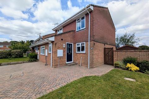 4 bedroom end of terrace house for sale, Miles Close, Ford