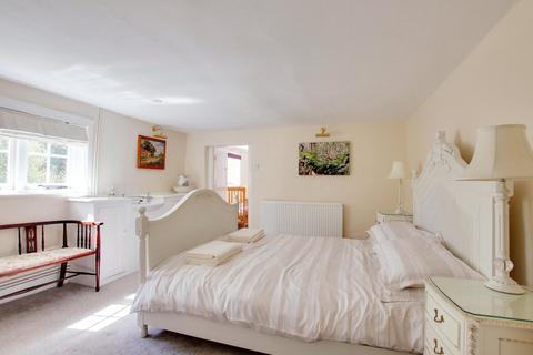 Hollybush Farm Lymington Road, Brockenhurst, SO42 7UF