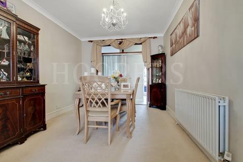 3 bedroom end of terrace house for sale, Cairnfield Avenue, London, NW2