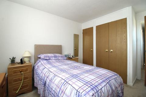 1 bedroom flat for sale, Plough Court, Herne Bay, CT6