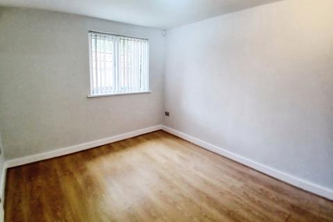 2 bedroom flat for sale, The Shackles, 2A Poice Street, Eccles, M30