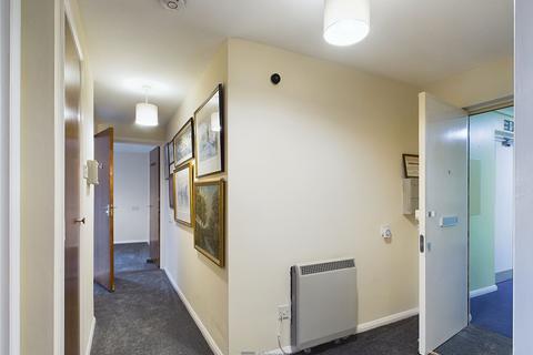 1 bedroom flat for sale, Whitcombe Gardens, Owen House Whitcombe Gardens, PO3