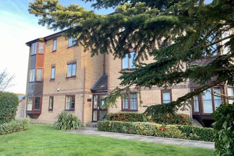 2 bedroom apartment to rent, Poets Chase, Aylesbury HP21