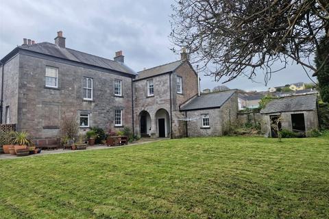 6 bedroom detached house for sale, Church Street, Pembroke Dock, Pembrokeshire, SA72