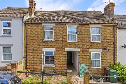 5 bedroom terraced house for sale, Dover Street, Barming, Maidstone, Kent