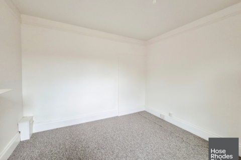 1 bedroom apartment to rent, Carisbrooke Road, Newport