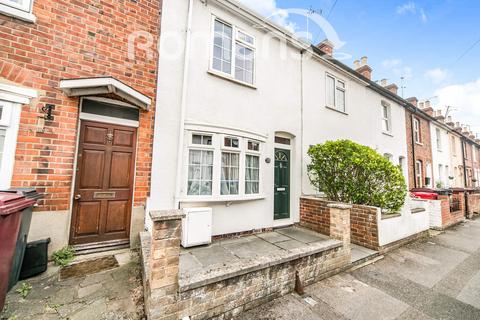 2 bedroom terraced house to rent, York Road, Reading