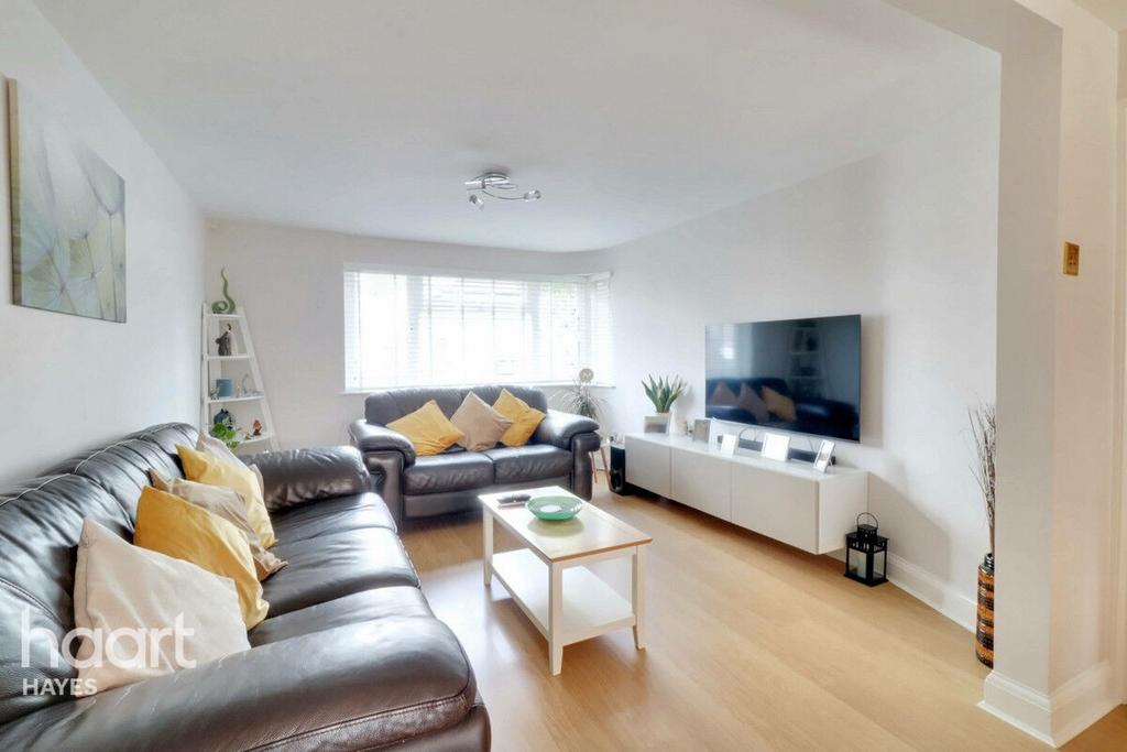 Shakespeare Avenue, Hayes 3 bed semidetached house for sale £550,000