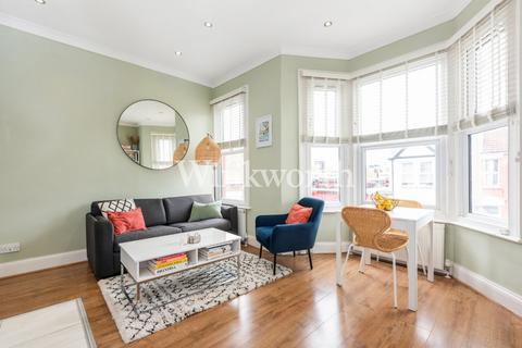 2 bedroom apartment for sale, Carlingford Road, London, N15