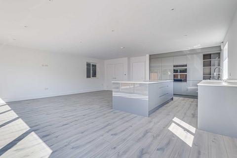 4 bedroom detached house for sale, Poors Lane, Benfleet, SS7