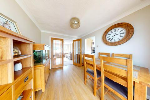 3 bedroom end of terrace house for sale, Chelson Gardens, Plymouth PL6