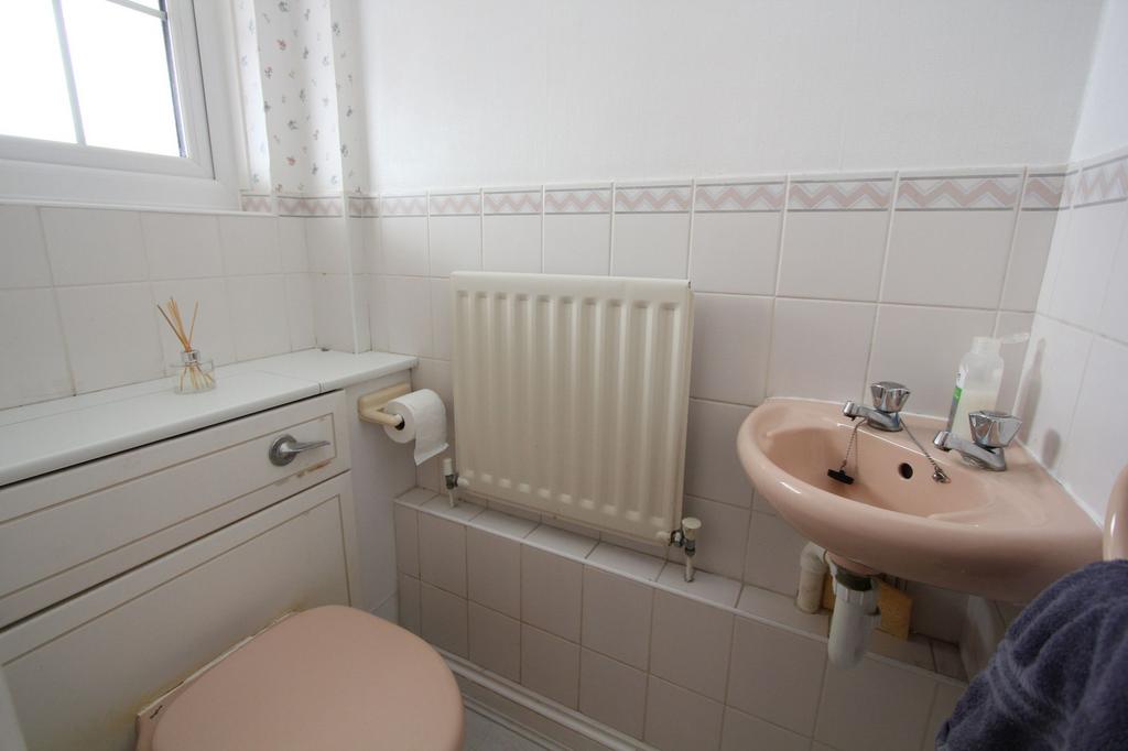 Cloakroom/WC