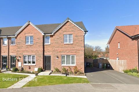 3 bedroom end of terrace house for sale, Heald Way, Willaston