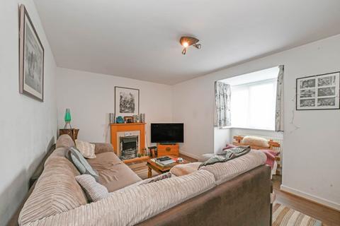 3 bedroom semi-detached house for sale, Robinson Way, Bracklesham Bay, West Sussex, PO20