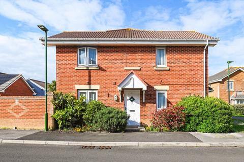 3 bedroom semi-detached house for sale, Robinson Way, Bracklesham Bay, West Sussex, PO20