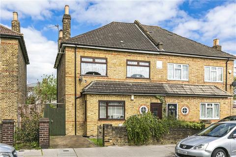 2 bedroom apartment for sale, Farnley Road, London, SE25
