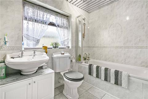 4a Farnley Road, London, SE25 6PA
