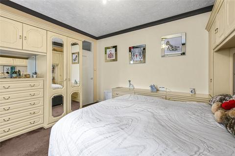 4a Farnley Road, London, SE25 6PA
