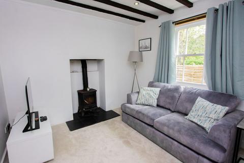 4 bedroom detached house for sale, No Onward Chain In Hurst Green