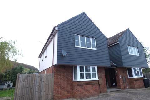 2 bedroom flat for sale, Drake Close, Stowmarket IP14