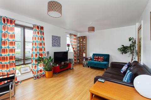 18/1 Windsor Place, Edinburgh, EH15 2AA