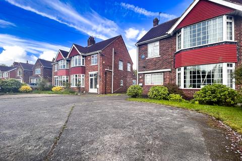 4 bedroom semi-detached house for sale, Ashby Road , DN16 1NR