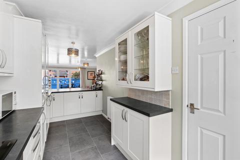 28 Weavers Field, Girton, Cambridge, CB3 0XB