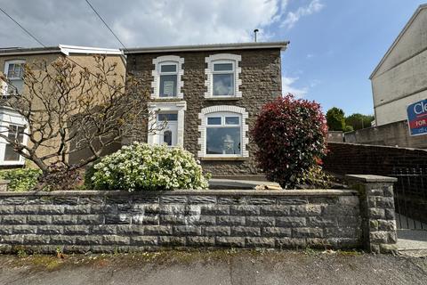 3 bedroom detached house for sale, Brynamman Road, Lower Brynamman, Ammanford, Carmarthenshire.