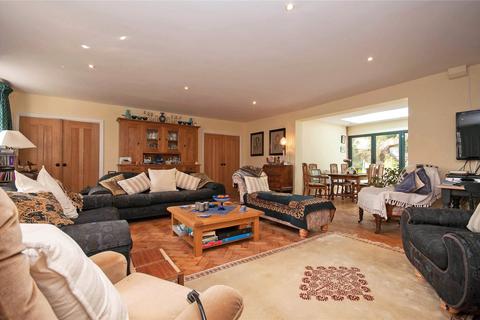 2 bedroom house for sale, Trumpets Hill Road, Reigate, Surrey, RH2