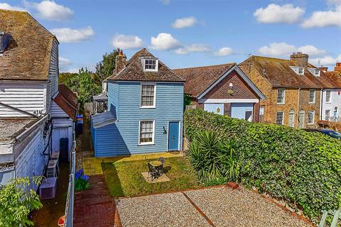 2 bedroom detached house for sale, Middle Wall, Whitstable, Kent