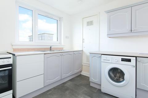 13/7 Calder Grove, Edinburgh, EH11 4NB