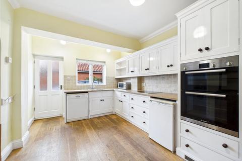 4 bedroom detached house for sale, High Street, Lavenham, Sudbury, CO10