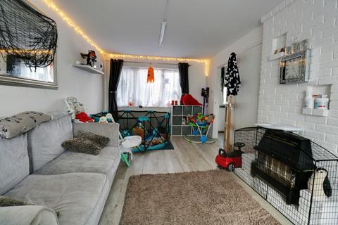 93 Maylands Drive, Sidcup, DA14 4RN